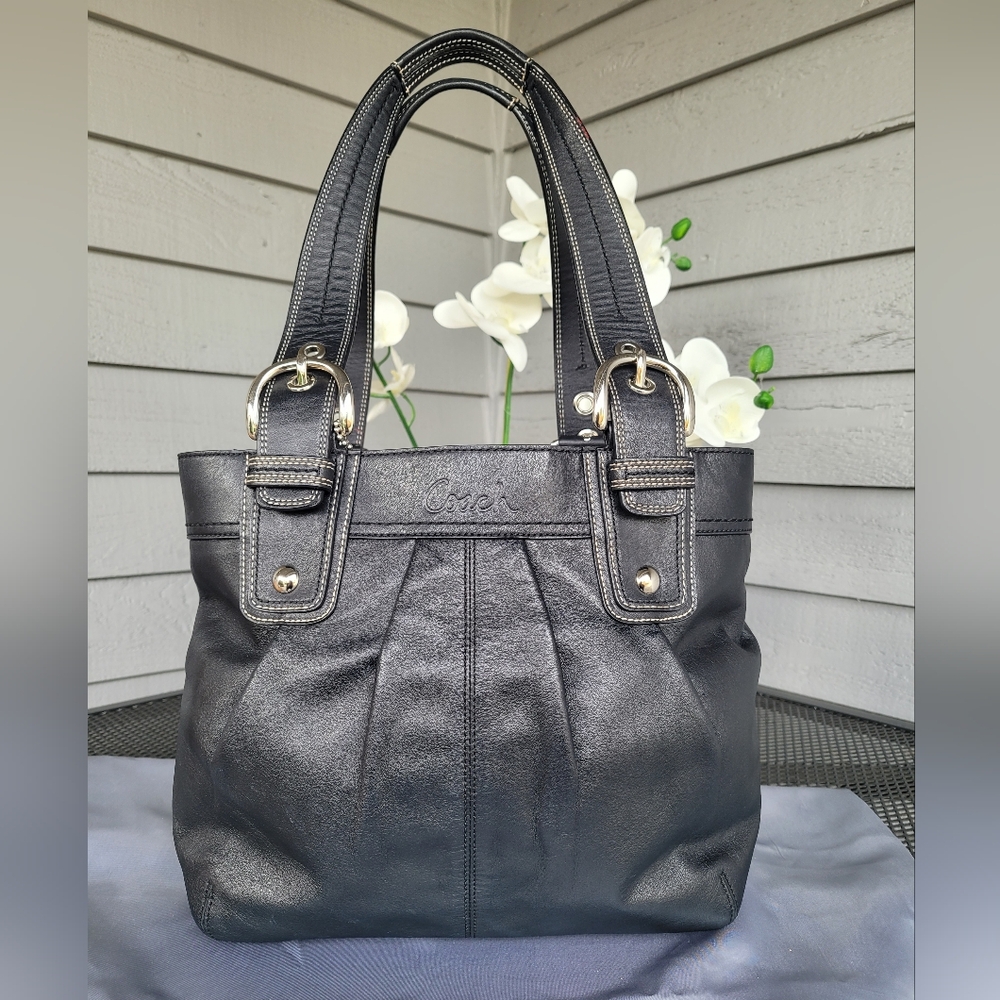 Coach Black Leather Soho Pleated Tote Shoulder Bag